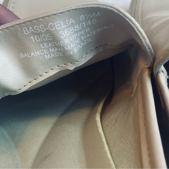 Bass Women's Cream Mules - Picture 8 of 8